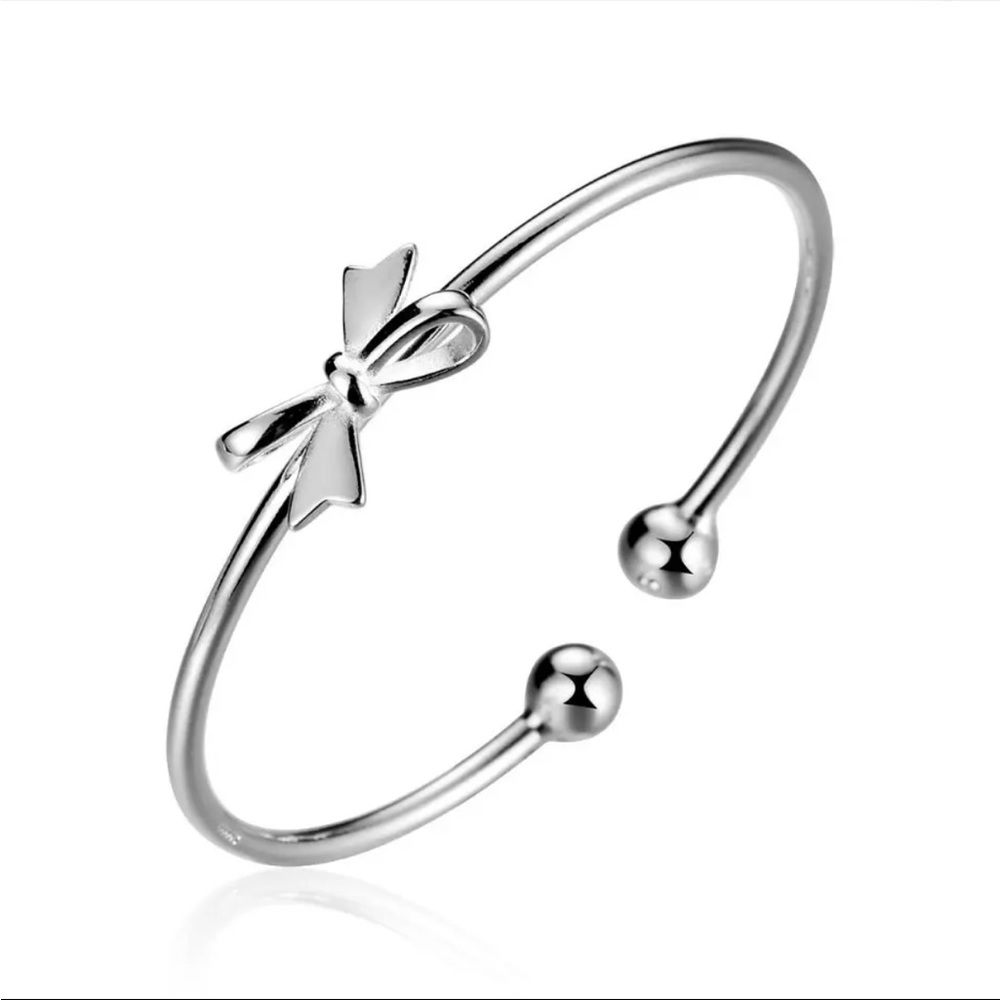 Silver Bow Bracelet
